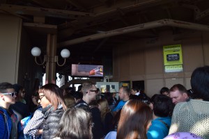 Tengah Q untuk naik ke top