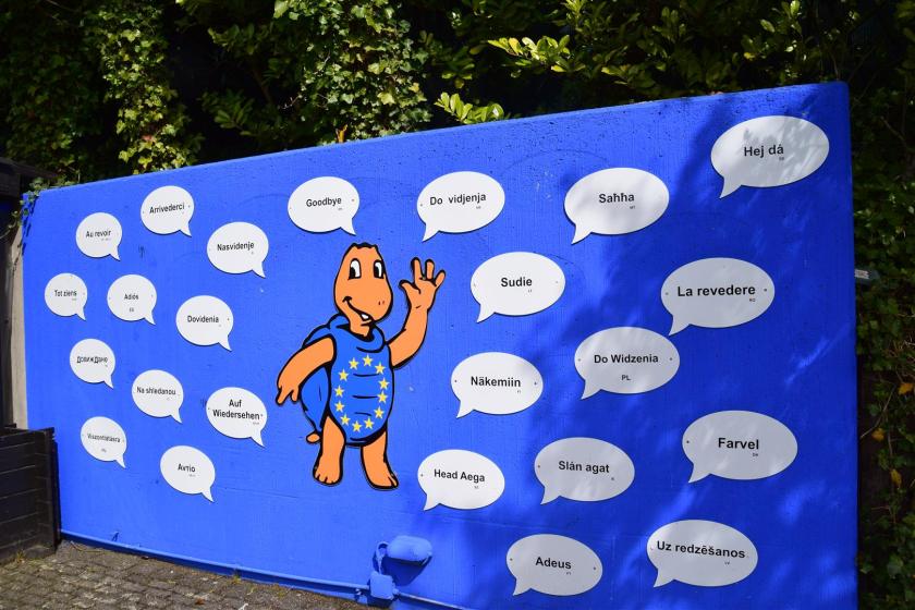 'thank you' dalam semua bahasa negara di europe